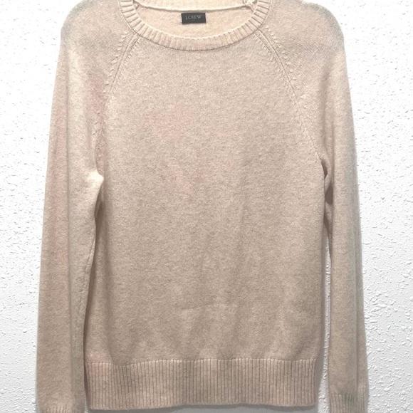 J. Crew Women's lamb's wool Soft Beige Crew Neck Sweater M - Picture 4 of 5